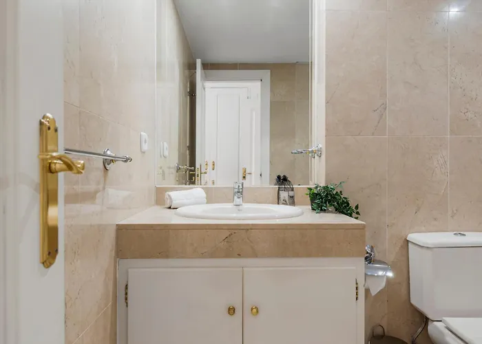 Duplex In Puerto Banus By Costarentals - Ref M40 Marbella