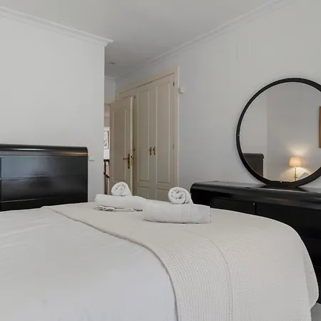 Apartment Duplex In Puerto Banus By Costarentals - Ref M40 Marbella