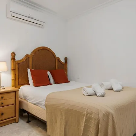 Duplex In Puerto Banus By Costarentals - Ref M40 * Marbella