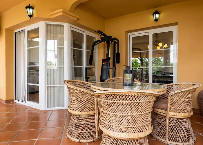 Duplex In Puerto Banus By Costarentals - Ref M40 Appartement *