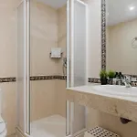 Duplex In Puerto Banus By Costarentals - Ref M40 * Marbella