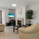 Duplex In Puerto Banus By Costarentals - Ref M40 Appartement
