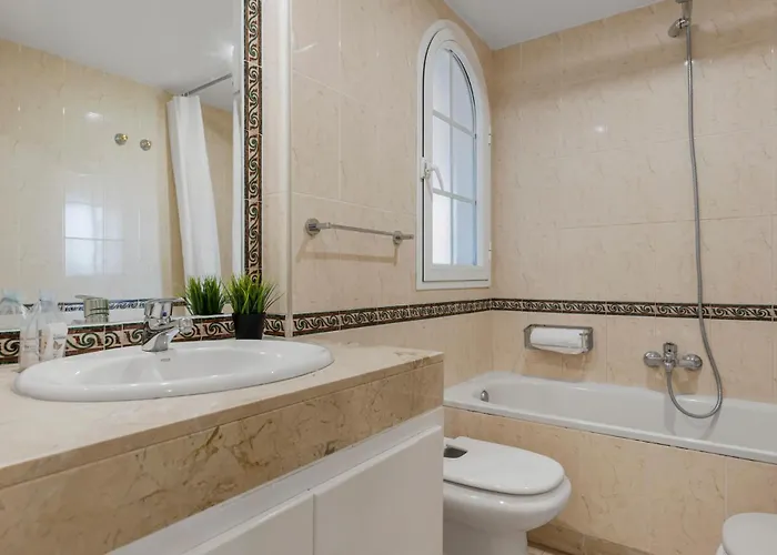 Duplex In Puerto Banus By Costarentals - Ref M40 Apartament Marbella